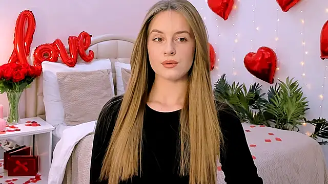 RozzitaBedberry online show from 02-12-25, 01:16