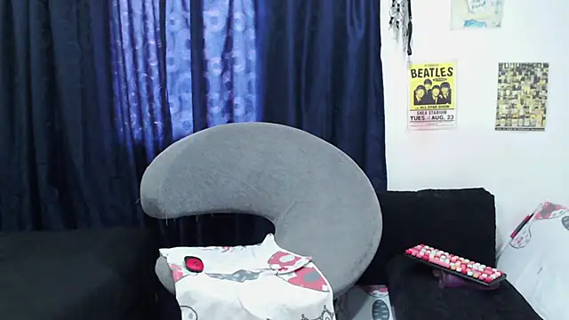 SamanthaSwan online show from 10-20-25, 03:34