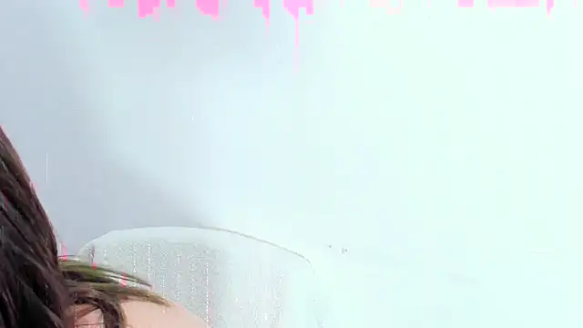 Snapshot of lizzy_davis_1 chatting on 01-18-25, 04:15 lizzy davis 1 online show from 01-18-25, 04:15