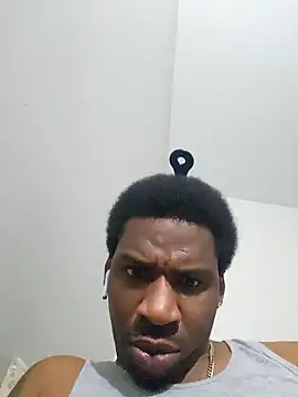 Snapshot of 007Giovani chatting on 02-23-26, 09:28 007Giovani online show from 02-23-26, 09:28