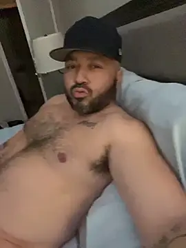 Snapshot of MrFantastik__ chatting on 02-22-25, 02:50 MrFantastik online show from 02-22-25, 02:50