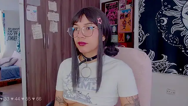 melissahowl online show from 10-24-25, 02:46