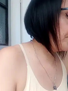 IsisBlake online show from 03-03-25, 07:17