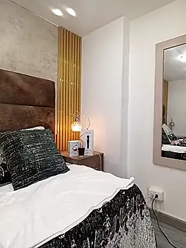 IsisBlake online show from 04-06-26, 12:41