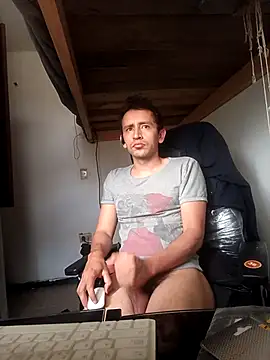 picachuchu online show from 02-21-25, 09:00