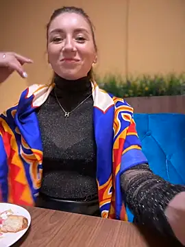 Crazy-Rosa online show from 12-25-24, 02:45