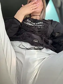 Crazy-Rosa online show from 03-20-25, 09:48