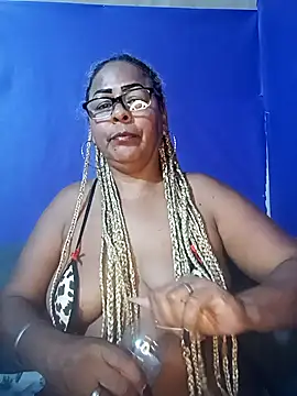 Snapshot of Afroditabichota chatting on 10-02-25, 12:50 Afroditabichota online show from 10-02-25, 12:50