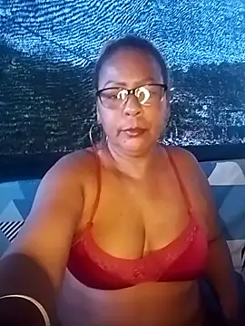 Snapshot of Afroditabichota chatting on 10-18-25, 10:21 Afroditabichota online show from 10-18-25, 10:21