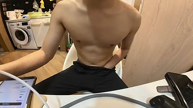 YunheLEE online show from 05-21-26, 01:51
