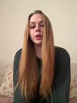 Snapshot of Marylallka5 chatting on 06-01-26, 05:31 Marylallka5 online show from 06-01-26, 05:31