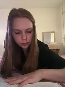 Marylallka5 online show from 07-16-26, 06:14