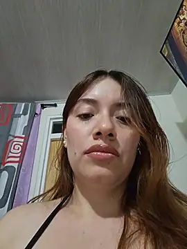 Snapshot of valery_mora chatting on 04-17-26, 11:19 valery mora online show from 04-17-26, 11:19