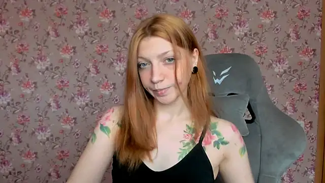 Lolly Haze online show from 06-07-26, 04:05