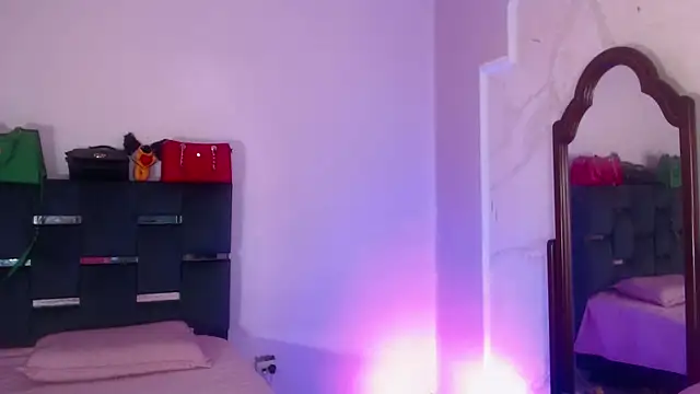 sexy-luna-star-ts online show from 11-02-25, 09:50