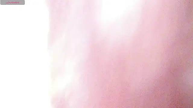 Snapshot of Iamkarlaa_doll chatting on 02-19-25, 08:20 Iamkarlaa doll online show from 02-19-25, 08:20