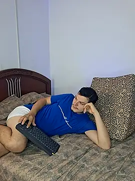  Ottis  online show from 03-27-26, 07:24