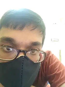 Snapshot of THE_NAKED_BOY chatting on 02-19-25, 05:27 THE NAKED BOY online show from 02-19-25, 05:27