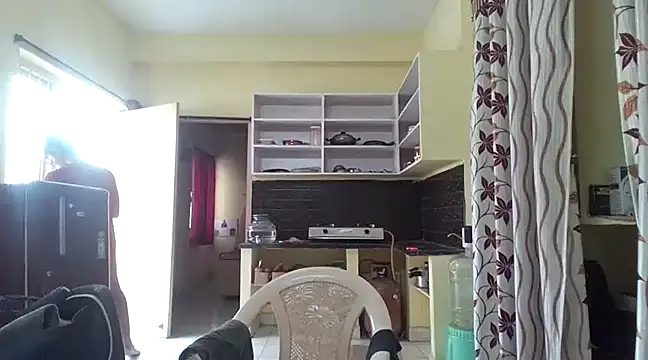 Snapshot of THE_NAKED_BOY chatting on 03-16-25, 04:41 THE NAKED BOY online show from 03-16-25, 04:41