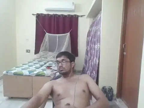 THE NAKED BOY online show from 06-01-26, 01:46