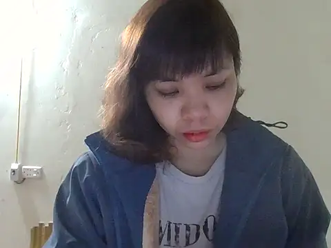 Angela-Eira online show from 12-17-25, 08:59