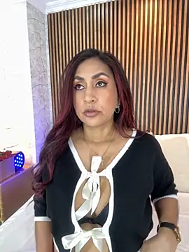 MonicaMoret online show from 09-25-25, 12:20