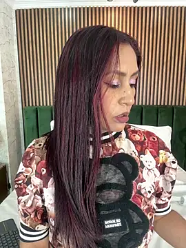 MonicaMoret online show from 04-21-26, 12:33