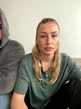 belle98 online show from 11-23-25, 01:22