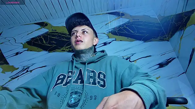 Kevin22 222 online show from 02-07-25, 03:34