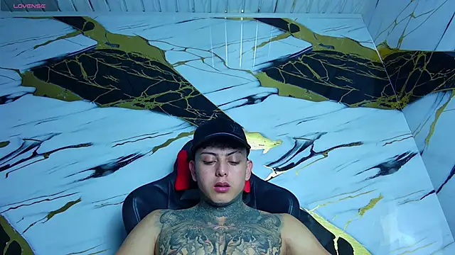 Kevin22 222 online show from 03-02-25, 10:16