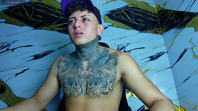 Kevin22 222 online show from 03-03-25, 09:59