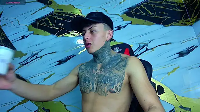 Kevin22 222 online show from 03-20-25, 09:46