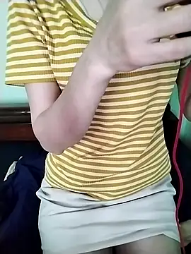 Luxcute286 online show from 05-19-26, 12:16
