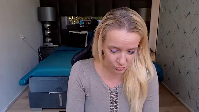 Wendysexyx online show from 10-09-25, 07:28