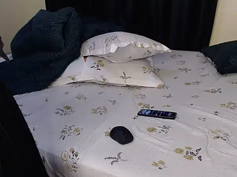 Snapshot of sweet_scovia1 chatting on 11-05-25, 12:43 sweet scovia1 online show from 11-05-25, 12:43