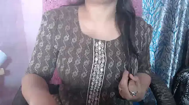 Snapshot of Manpreet_cute chatting on 12-24-24, 06:06 Manpreet cute online show from 12-24-24, 06:06