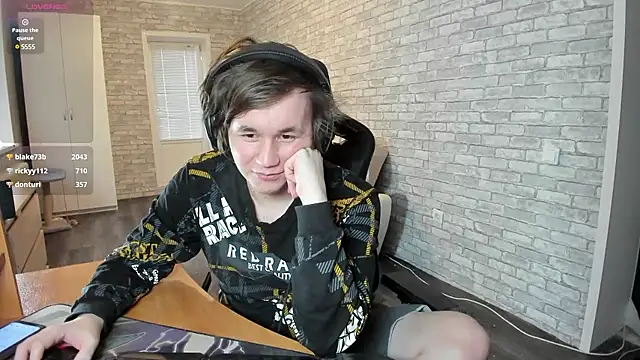 iliaskrislove online show from 03-12-25, 01:08