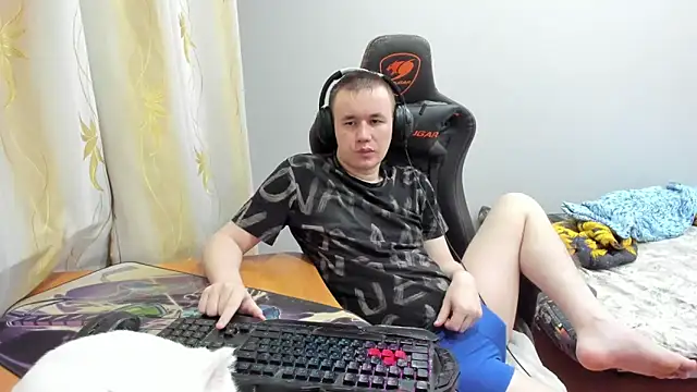 iliaskrislove online show from 10-12-25, 05:34