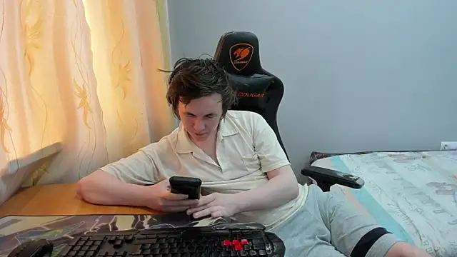 iliaskrislove online show from 04-21-26, 08:09