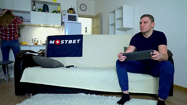 littlesweettifany online show from 12-24-24, 09:28