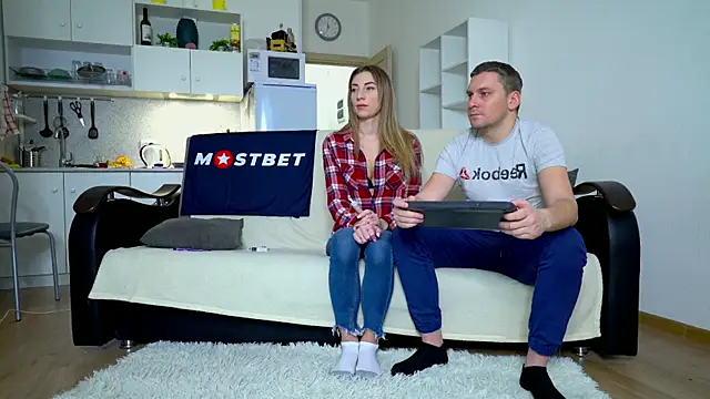 littlesweettifany online show from 12-25-24, 09:34