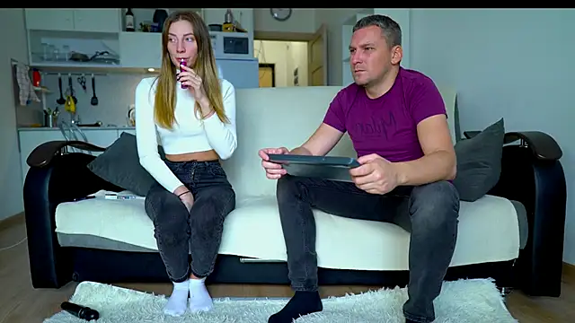 littlesweettifany online show from 10-06-25, 11:18