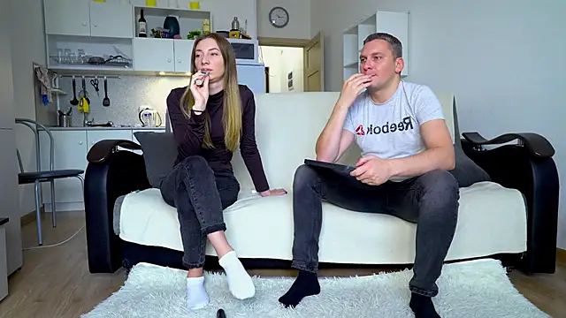 littlesweettifany online show from 10-29-25, 10:50