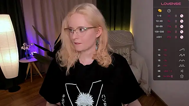 Aemilia  online show from 02-05-25, 12:17