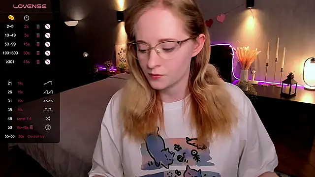 Snapshot of Aemilia_ chatting on 06-07-26, 08:29 Aemilia online show from 06-07-26, 08:29