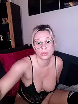SpicyVicky online show from 02-19-25, 06:55