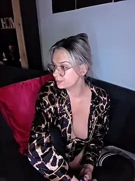 SpicyVicky online show from 03-13-25, 06:37