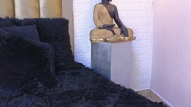 Snapshot of ximenawilliamss chatting on 02-16-25, 02:53 ximenawilliamss online show from 02-16-25, 02:53