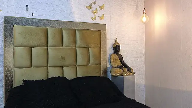 ximenawilliamss online show from 02-08-26, 09:07