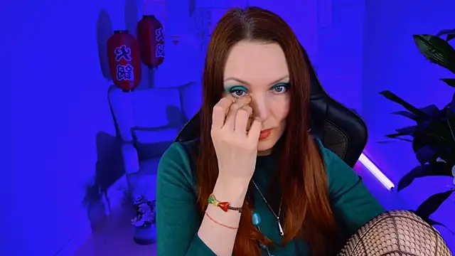 VandaRossi online show from 02-05-25, 11:12